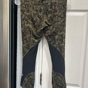 Lululemon leggings sz 4